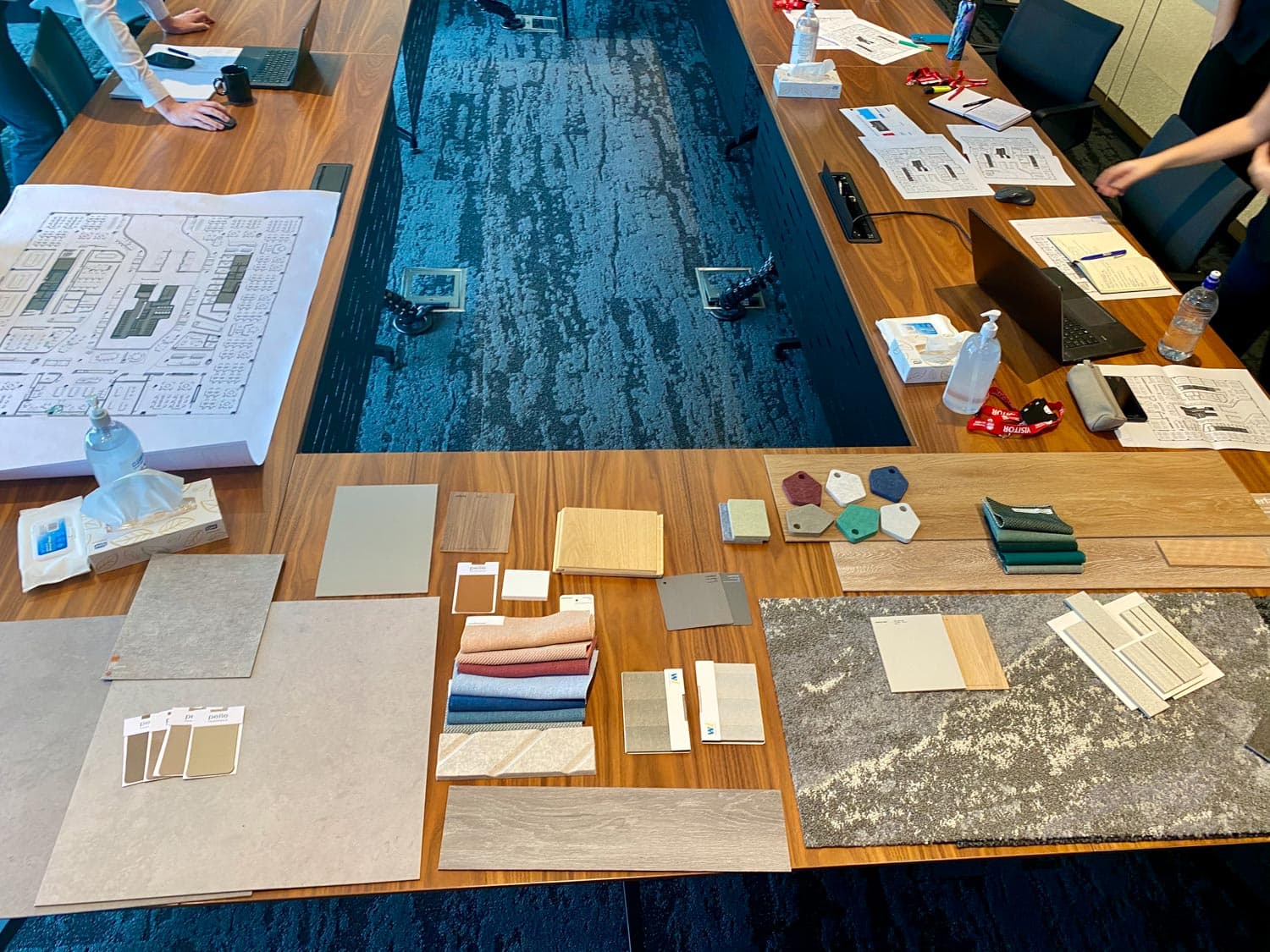 Expert Design Management for Seamless Project Delivery